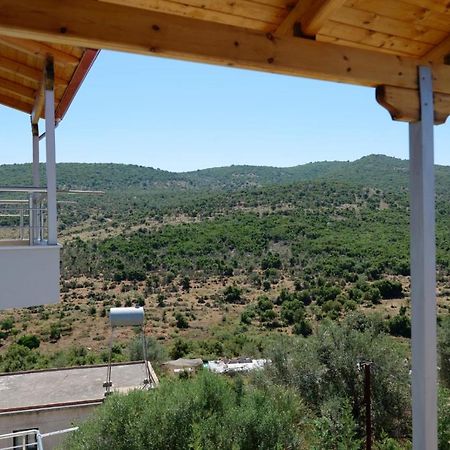 Vila Ervin Second Floor Ксамил Екстериор снимка