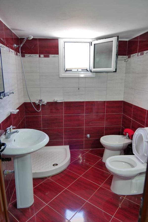 Vila Ervin Second Floor Ксамил Екстериор снимка